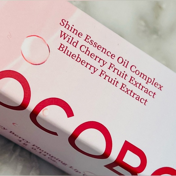 TOCOBO Lipstick - Picture 3 of 7